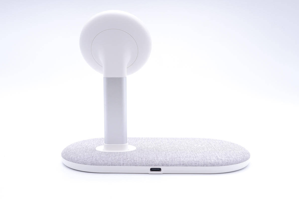 充电新体验MOMAX立式双项磁吸无线充电器测评pg电子娱乐平台iPhone 1312通用无线(图3)