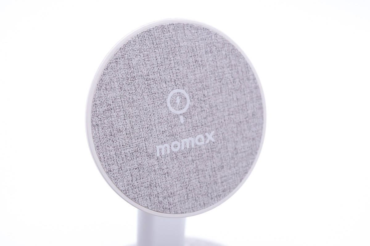 充电新体验MOMAX立式双项磁吸无线充电器测评pg电子娱乐平台iPhone 1312通用无线(图11) 充电新体验MOMAX立式双项磁吸无线充电器测评pg电子娱乐平台iPhone 1312通用无线(图11)